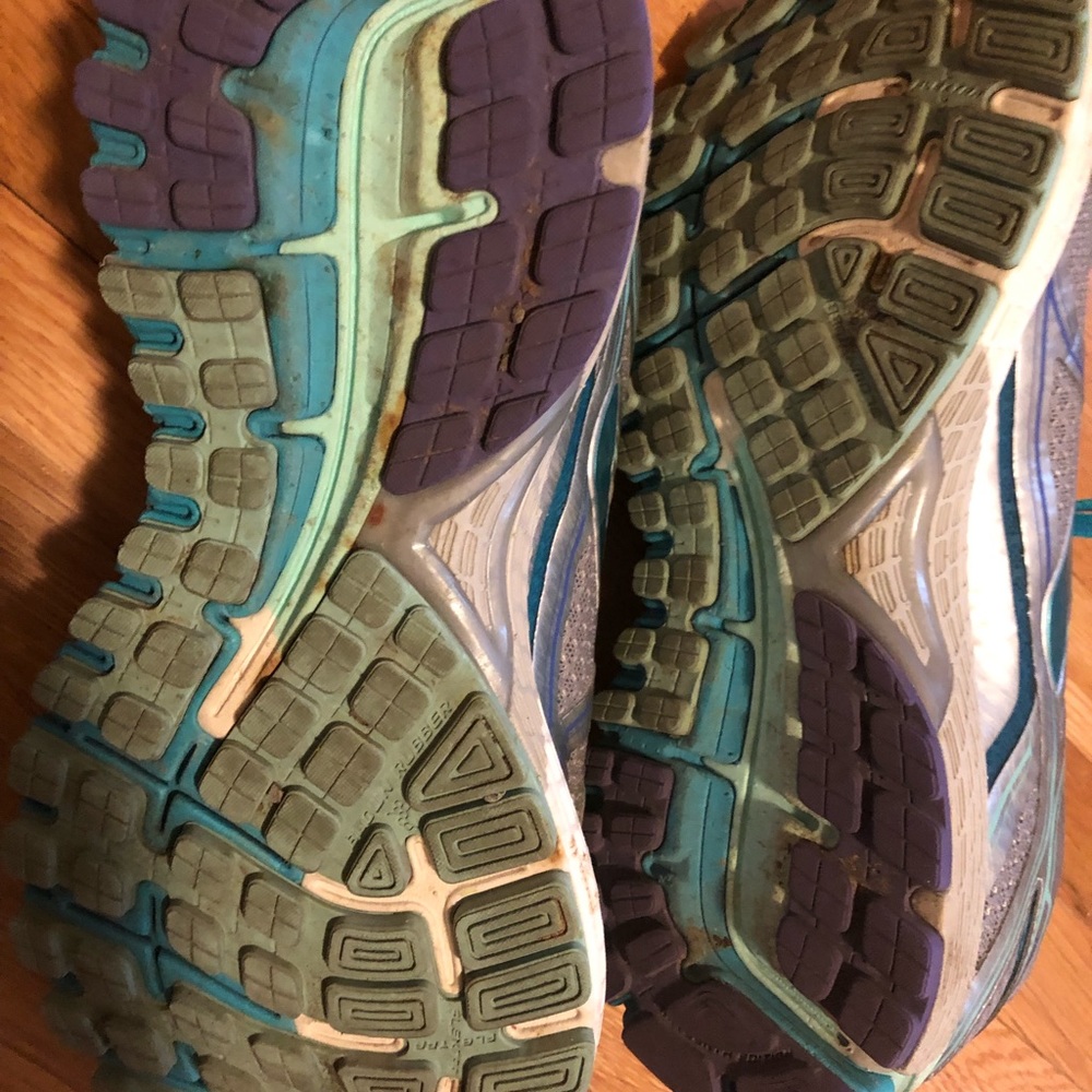 Brooks running shoes 8.5